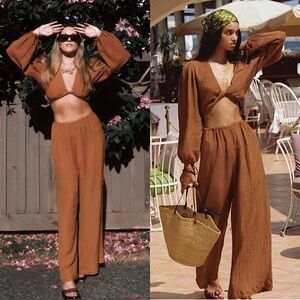 FAITHFULL Crinkle Linen Puff Long Sleeve Twist Front Plunge V-Neck Crop Top M